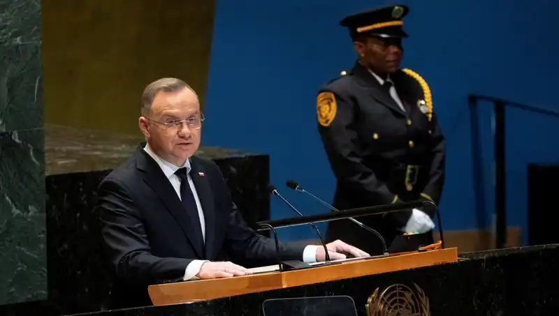 Polonya Cumhurbaşkanı Duda’dan Şaşırtan Açıklama: "ABD Nükleer Silahları Yerleştirsin"