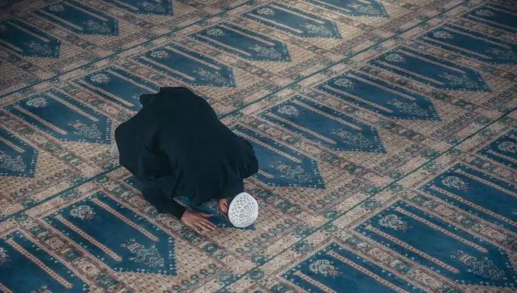 Cuma Namazının Önemi ve Cuma Namazı Kılma Rehberi