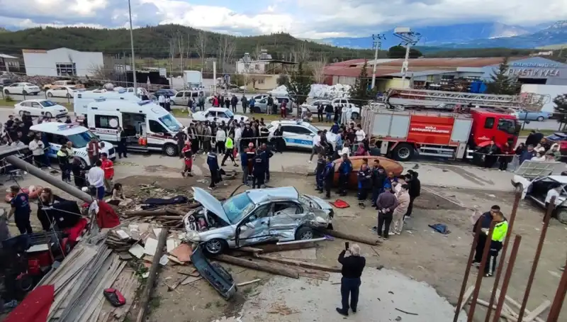 Bayram Tatilinde Trafik Kazalarının Acı Bilancosu: 57 Ölü, 6 Bin 533 Yaralı