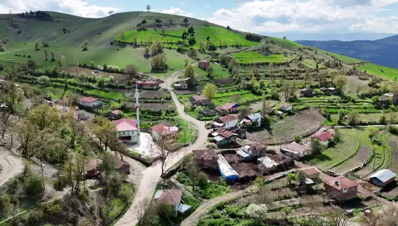 Türkiye'nin Bir Mahallesinde Yeni Nesil Sağır ve Dilsiz Çocukların Doğuşu