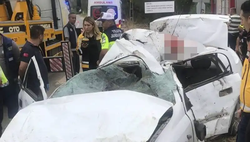 Tokat'ta Trafik Kazası: Araç Devrildi, Sürücü Hayatını Kaybetti