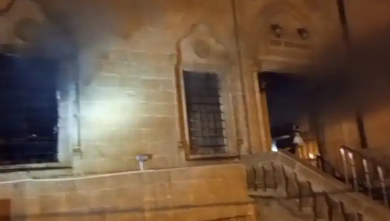 Mardin’deki Camii Yangını: Tüm Detaylar ve Son Gelişmeler