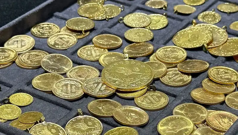 Üst Düzey Yatırımcıların Gözü Altında: Hafta Sonu Altın Fiyatları Ne Olacak?