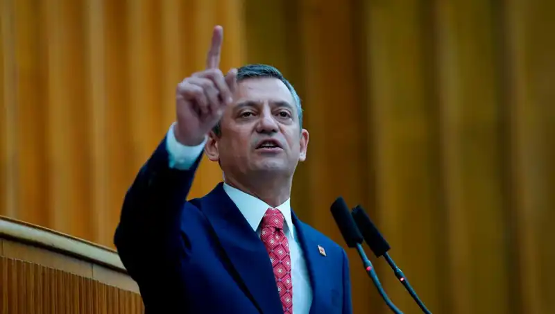 CHP, Cumhurbaşkanı Adaylığı İçin Ön Seçim Yapacak mı? Özgür Özel'den Önemli Açıklama!