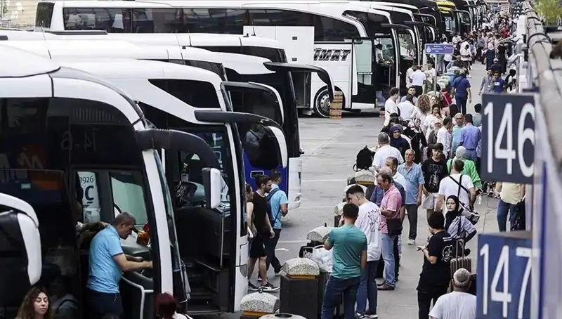 İstanbul'dan Ayrılanların Sayısı: Son Yılda 369 Bin 453 Kişi Veda Etti
