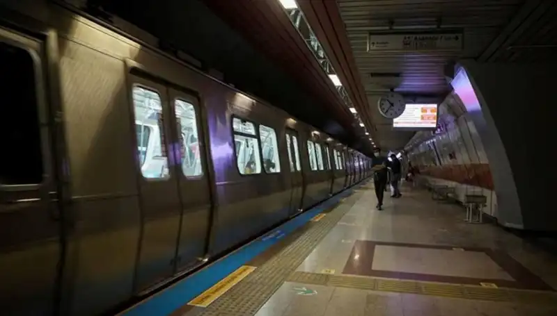 İstanbul Metrosu'nda Yeni Dönem: Taksim ve Şişhane İstasyonları Artık Hizmette!