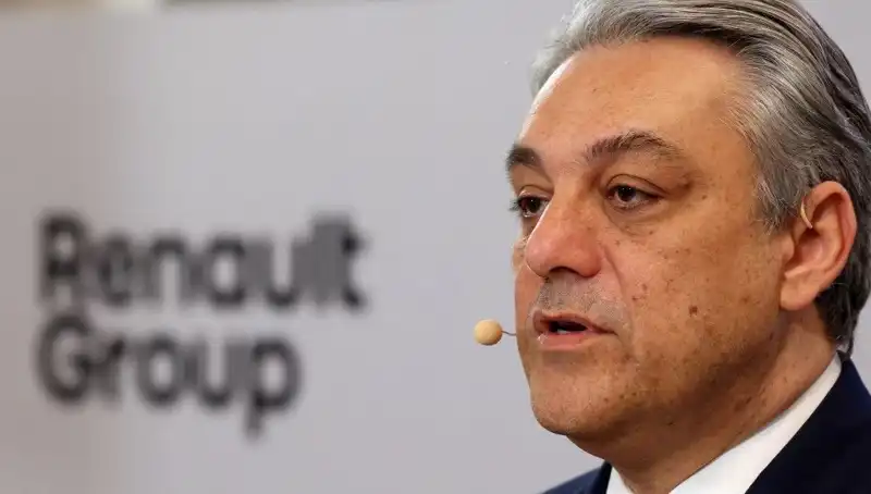 Renault Yönetiminde Şok İstifa: Gelecek Belirsizleşiyor