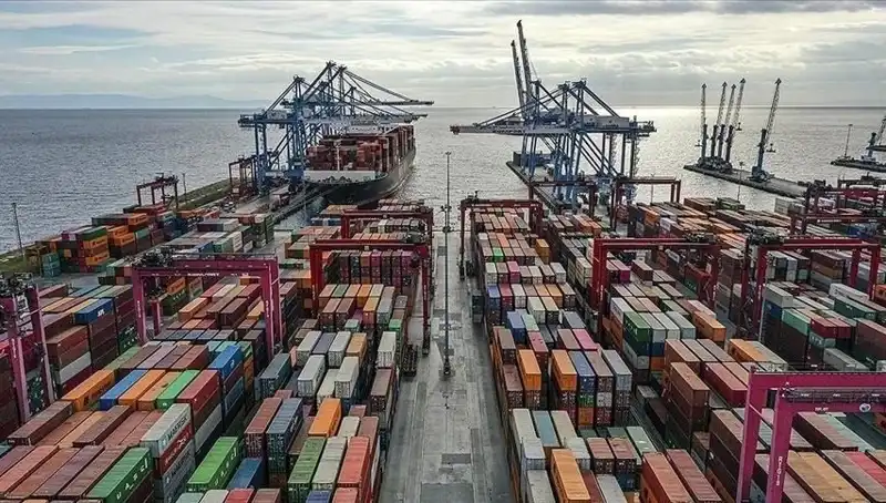 Türkiye'nin AB'ye 7 Milyar Dolarlık Otomotiv İhracatı: Sektördeki Dönüşüm