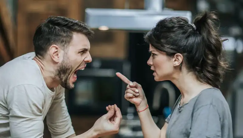 En Çok Yapılan Flört Hataları: Psikologlar Ne Öneriyor?
