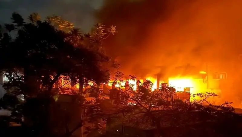 Gazze'deki İsrail Bombardımanında Vahşet: 37 Masum Hayatını Kaybetti