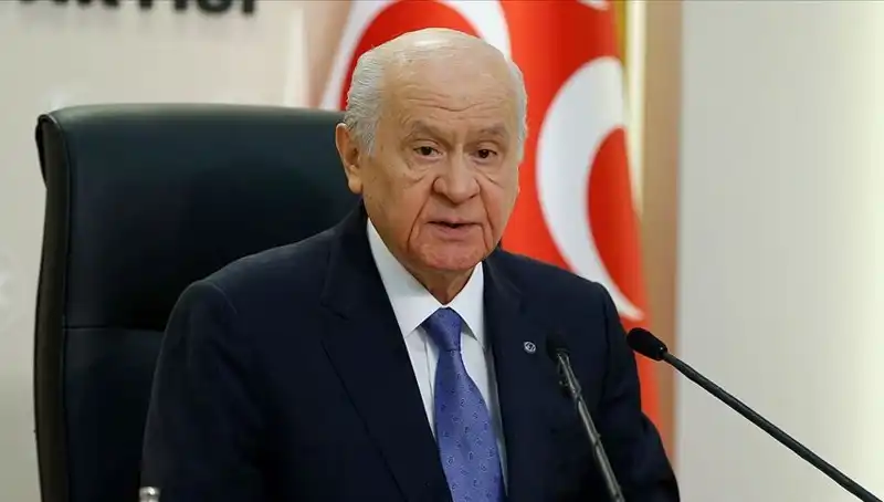 Bahçeli'nin Entübe Olduğu İddiası: Gerçekler ve Yanlış Bilgiler Üzerine Açıklama