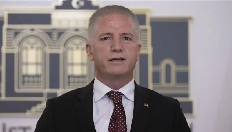 Vali Gül'den Dolandırıcılık Uyarısı: Dikkat Edin, İstismar Devam Edebilir!