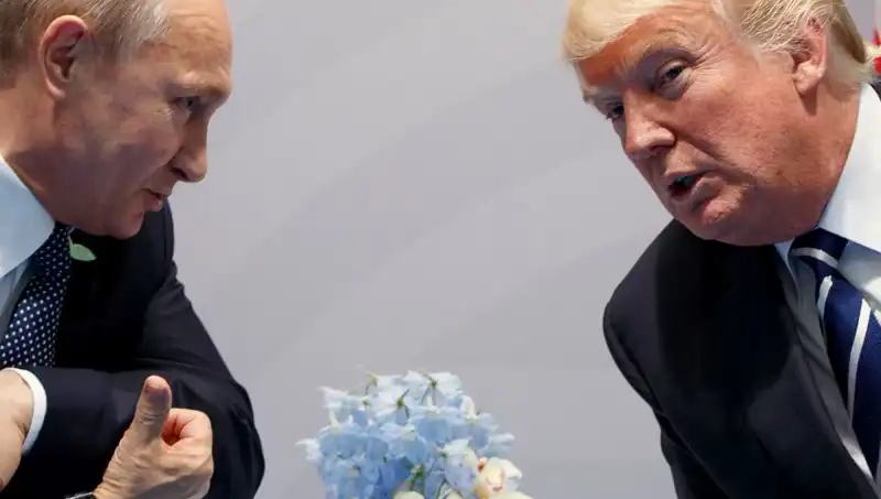 Trump’tan Şaşırtan Açıklama: Putin Beni Hayal Kırıklığına Uğrattı Ama İlişkimiz Devam Edecek