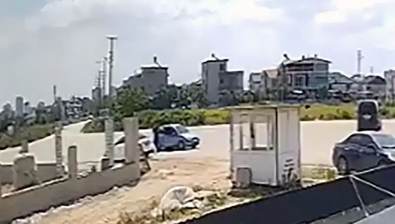 Park Halindeki Araçlardan Nasıl 450 Bin Lira Çalındı?
