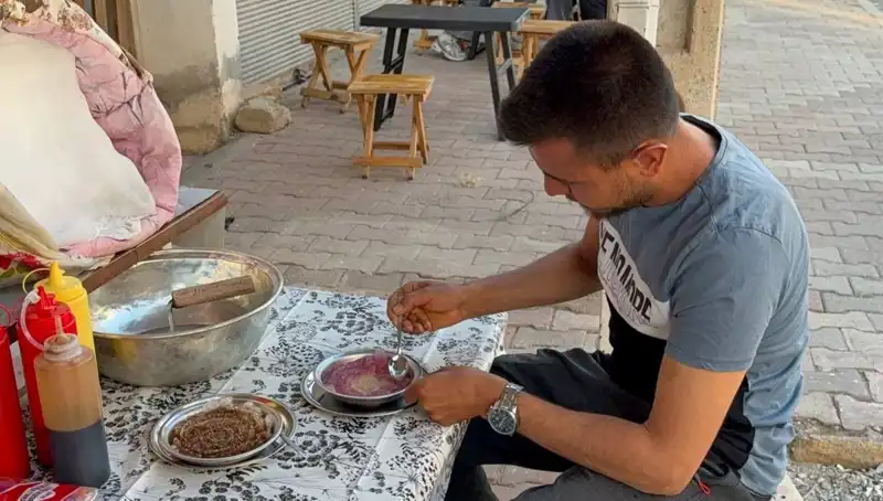 Toros Dağları'nın Zirvesinden Gelen Eşsiz Lezzet: Tabağını 50 TL'ye Satıyor
