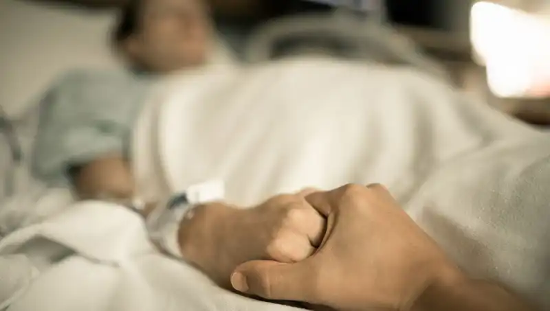 Kanser Belirti Vermeden Yayılabilir: Sessiz Gelişen 5 Ölümcül Kanser Türü