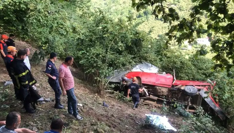 Fındık Hasadı Felaketi: Şarampole Yuvarlanan Araçta Can Kaybı ve Yaralılar
