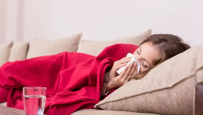 Sık Sık Öksürük ve Burun Akıntısının 5 Nedeni: Vitamin ve Mineral Eksiklikleri