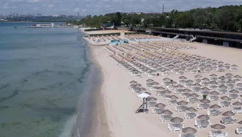 İstanbul Plajlarında 2025 Giriş Ücretleri: Sarıyer, Florya ve Adalar’da Neler Bekliyor?