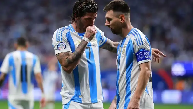 Messi ve De Paul’un Yeniden Buluşması: Futboldaki En İyi Dostluk Bir Arada!