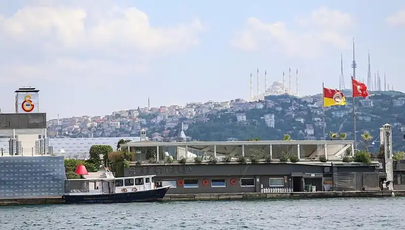 2. Abdülhamid'in Mirasçıları Galatasaray Adası'nı İstiyor: Dava 15 Yılda Sonuçlandı