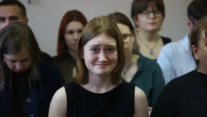 Rus Aktivist Darya Kozyreva'nın Savaş Karşıtı Eylemleri Neden Hapis Cezasına Dönüştü?