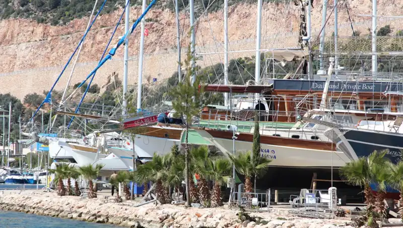 Kaş'ta Gezi Tekneleri Hazır: Mavi Tur İçin Geri Sayım Başladı