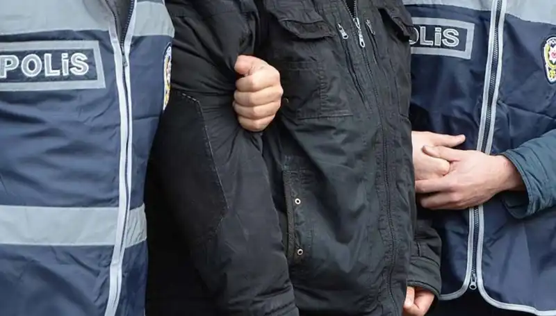 Bursa'da Kaçak Sigara Üretimi: 4 Şüpheli Gözaltında