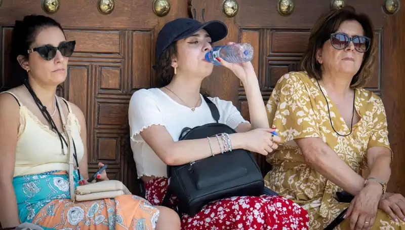 Türkiye'de 23 İlde Sıcaklık Rekoru: 40 Dereceyi Aştık!
