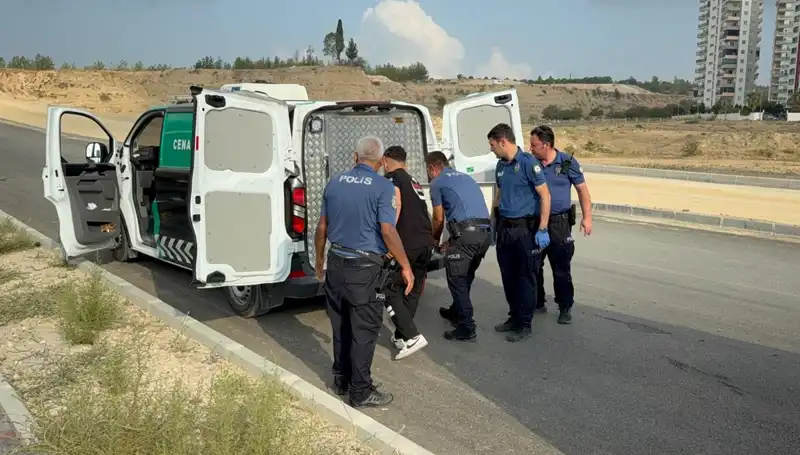 Yol Kenarında Bulunan Ceset, Gizemi Derinleştiriyor: Olayın Ayrıntıları