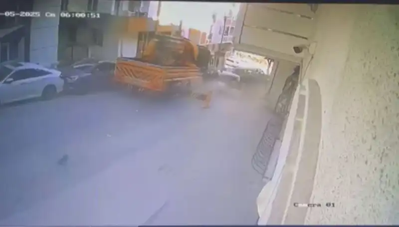 Kontrolden Çıkan Vinç, 23 Araçla Korkutan Bir Kazaya Neden Oldu!