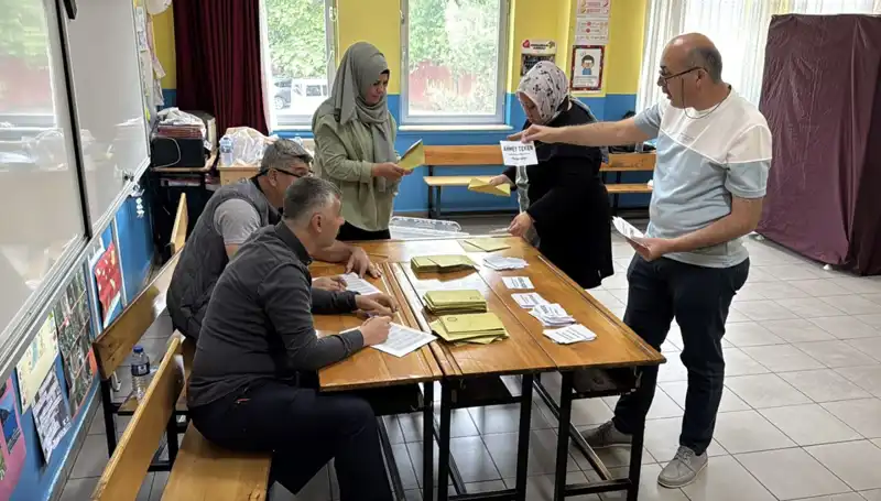 Türkiye'nin 405 Mahalle ve Köyünde Muhtar Seçim Heyecanı Yaşandı
