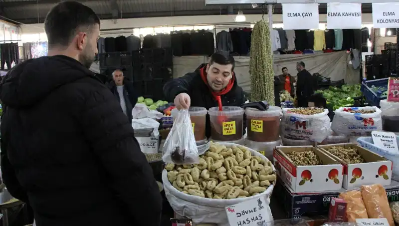 Sarı Altın Fırtınası: 1 Kilo Altın, Gram Fiyatını Geçti!