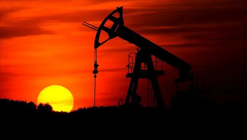 ABD'de Sondaj Kule Sayısı Değişmedi, Enerji Piyasaları Ne Olacak?