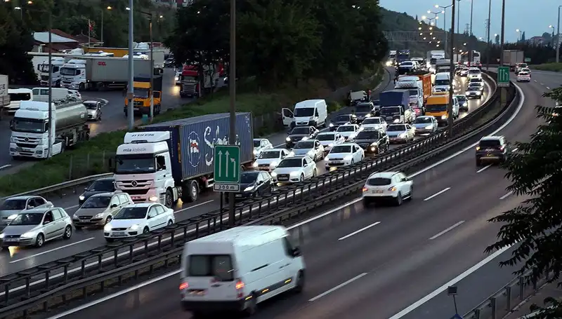 Bayram Öncesi Yoğun Trafik için Alınan Önlemler: Yasak Başlıyor!