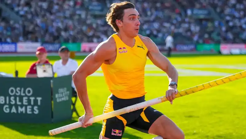 Dünya Rekorunu 12. Kez Kıran Efsane Sporcu Kim?