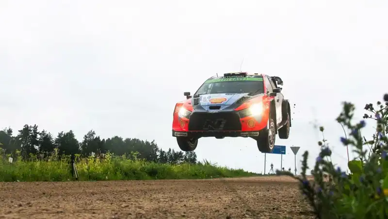 Otomobil Rallisi Faciası: 2 Seyirci Hayatını Kaybetti