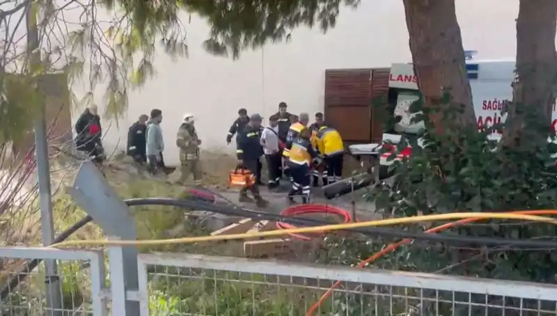İstanbul'da Trafo Merkezinde Şok Edici Patlama: Bir İşçi Ağır Yaralandı