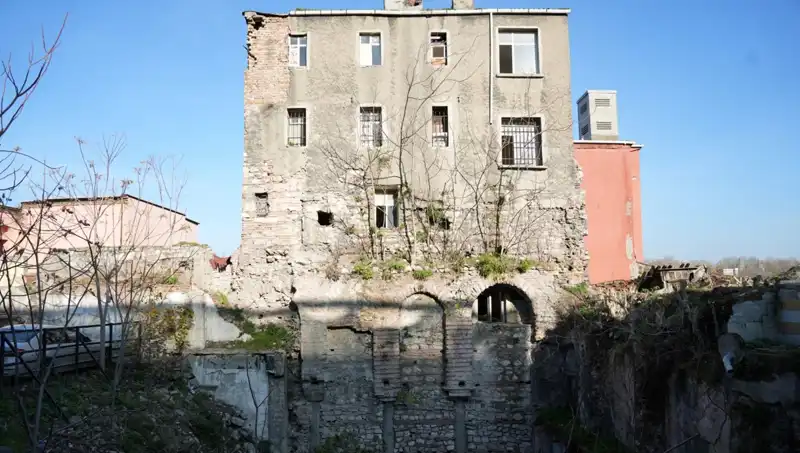 İstanbul’un 1600 Yıllık Tarihi Binası: Dört Dönem İzleriyle Büyülüyor