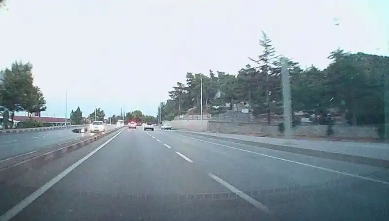 Motosiklet ve Otomobil Çarpıştı: Kaza Sonrası Yaralı ve Merak Edilenler