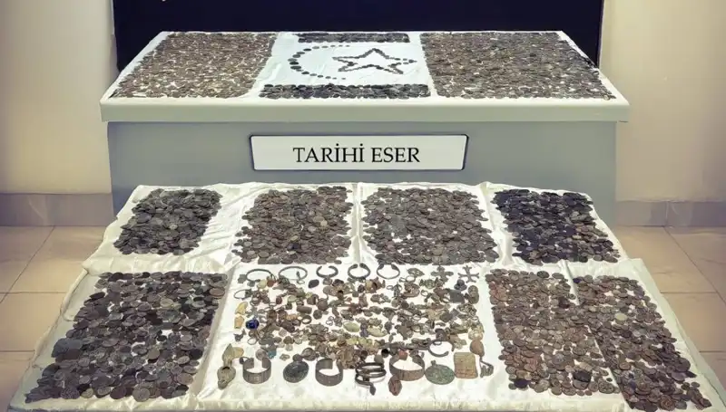 Sınırda Yakalanan 12 Bin 770 Tarihi Eser: Kültürel Mirasın Korunması İçin Ne Anlama Geliyor?