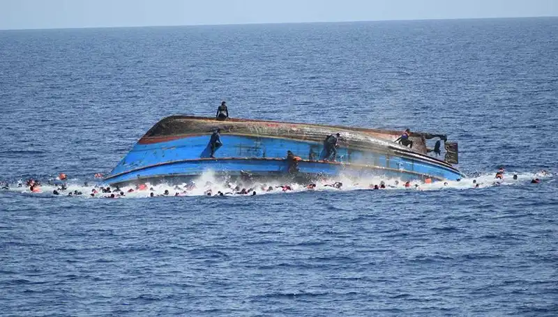 Filipinler'de Alabora Olan Gemi Kazasında Hayatını Kaybedenlerin Sayısı Artıyor