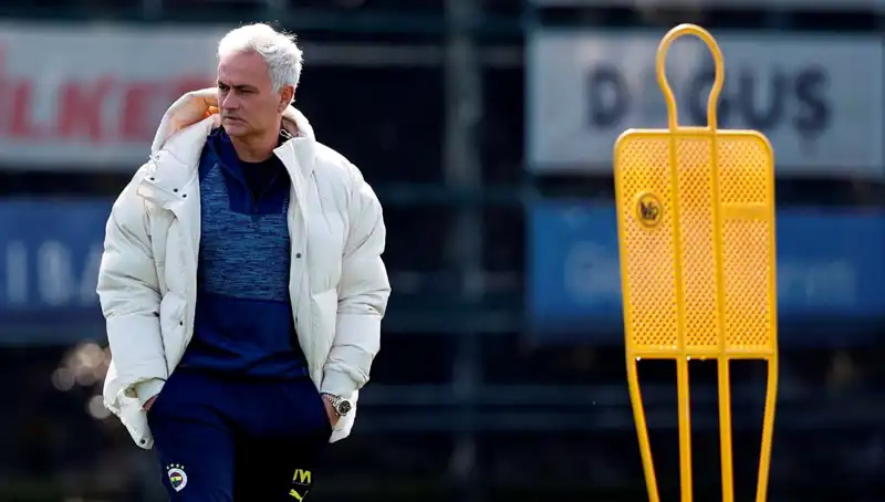Mourinho'nun Takımındaki Bir Numara: Kimin İçin Geliyor?
