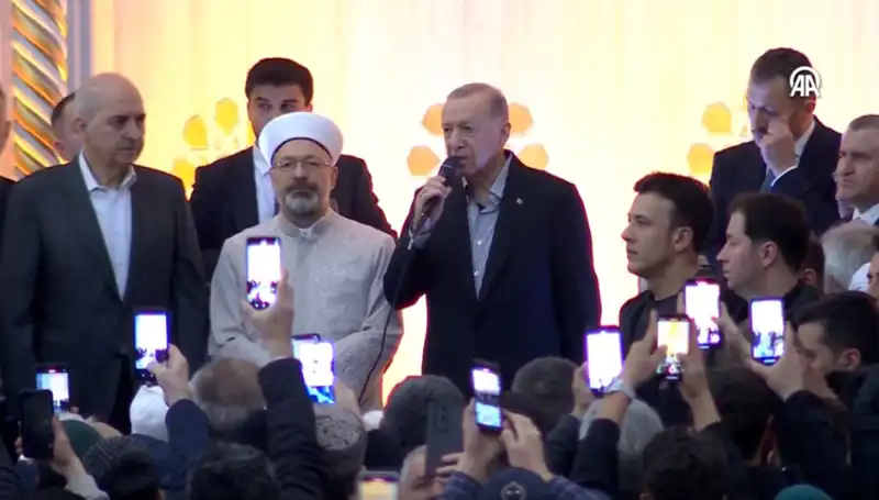 Erdoğan, Terörle Mücadelede Sınırsız Tahammül Olmayacağını Açıkladı
