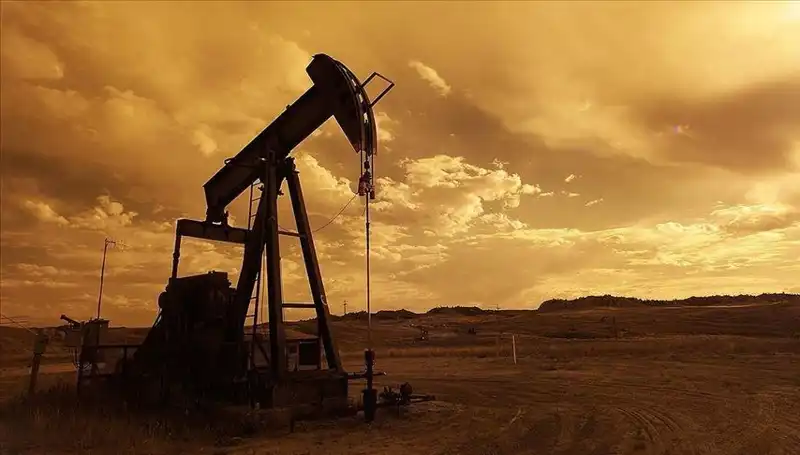 Orta Doğu'daki Gerilimle Petrol Fiyatları Rekor Düzeye Ulaştı