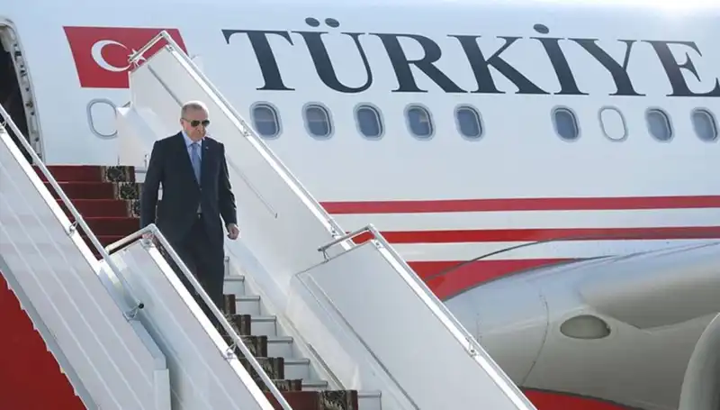 Cumhurbaşkanı Erdoğan, İtalya Ziyaretini Tamamlayarak Türkiye’ye Döndü